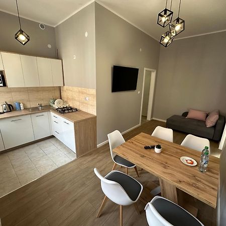 Apartament Aleksandra غنيزنو المظهر الخارجي الصورة