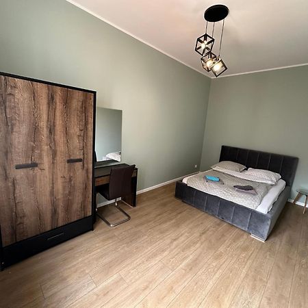 Apartament Aleksandra غنيزنو المظهر الخارجي الصورة